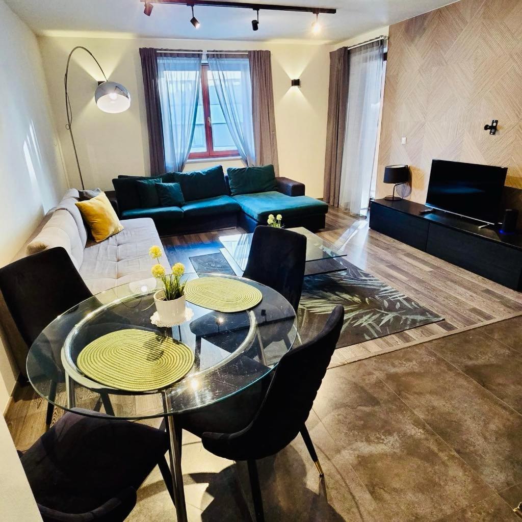 Apartament Z Widokiem Na Wawel W Centrum Miasta Krakau Buitenkant foto