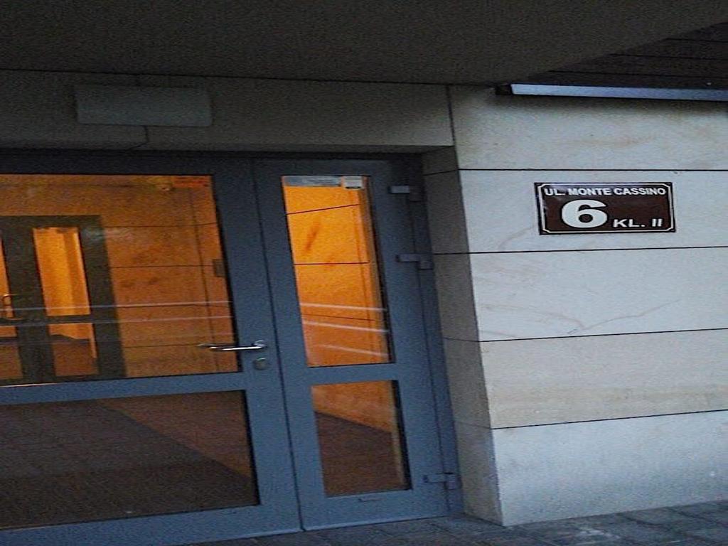 Apartament Z Widokiem Na Wawel W Centrum Miasta Krakau Buitenkant foto